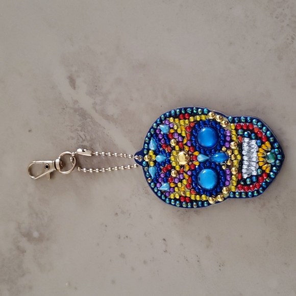 Jeweled Skull Keychain/Bag Charm nwot - Picture 1 of 4